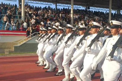 Yalova’da 456 deniz astsubayının mezuniyet coşkusu
