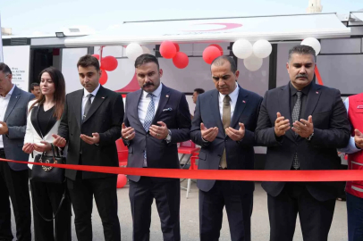 Iğdır’a hayırseverlerin desteğiyle kalıcı Kızılay kan bağışı aracı kazandırıldı

