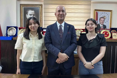 Esendere Belediyesinden gençlere destek: Üniversiteyi kazanan her öğrenciye 100 bin TL
