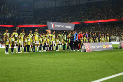 Trendyol Süper Lig: Fenerbahçe: 0 - Beşiktaş: 0 (Maç devam ediyor)
