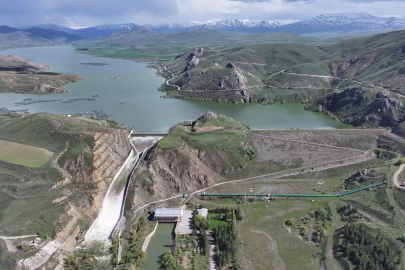 Erzincan’da baraj ve sulama suları tarlaları bereketle buluşturuyor