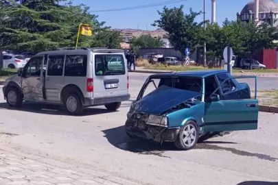 Elazığ’da trafik kazası: 2 yaralı
