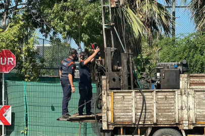 Ankara AFAD KBRN ekibi gaz çıkan alanda ölçüm yaptı
