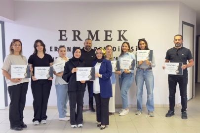 Erzincan’da işaret dili kursunu tamamlayanlara sertifika verildi