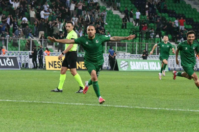 TFF 2. Lig: Sakaryaspor: 2 - Adana 01 Futbol Kulübü SK: 0
