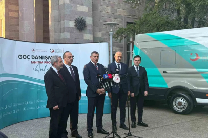 İçişleri Bakanı Çiftçi: "Okullardaki bahçe görevlilerimiz gerektiğinde arama yapabilsin diye 2 bin 800 tane el dedektörü dağıttık"
