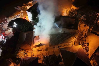 Gölyazı’da geceyi aydınlatan yangın
