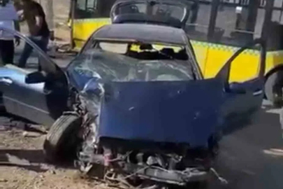 Siirt’te belediye otobüsü ile otomobil çarpıştı: 1 yaralı
