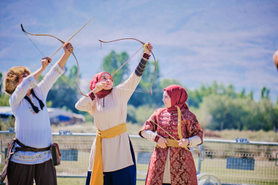 Kemankeşler Erzincan’da zirve için oklarını yarıştırdı