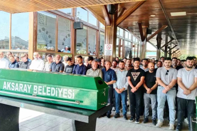 Beşinci kattan düşerek hayatını kaybeden genç kız son yolculuğuna uğurlandı
