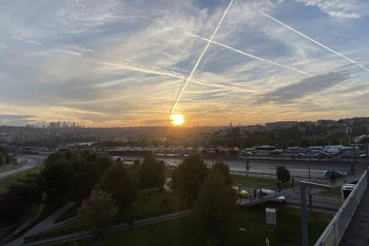 İstanbul’da muhteşem gün doğumu mest etti
