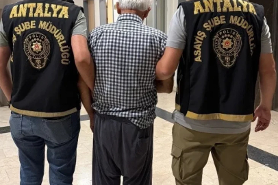 Antalya’da 157 yıl kesinleşmiş hapis cezası bulunan hükümlü yakalandı
