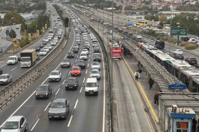 Megakent güne trafikle uyandı: Trafik yoğunluğu yüzde 71’e ulaştı
