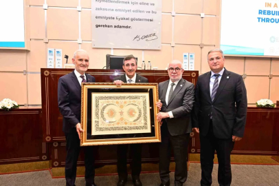 Cumhurbaşkanı Yardımcısı Yılmaz: ‘‘Türkiye ekonomisinin kesintisiz büyüme süresi 24 çeyreğe ulaştı’’
