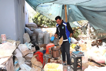 Antalya’da merdiven altı işletmeye denetim: Yarım ton keçiboynuzuna el konuldu
