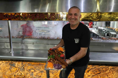 Adana Lezzet Festivali’nde kebapçılar "dumana" hazırlanıyor
