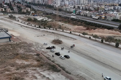 Yapımı bir türlü tamamlanmayan bulvar mahalleliyi isyan ettirdi
