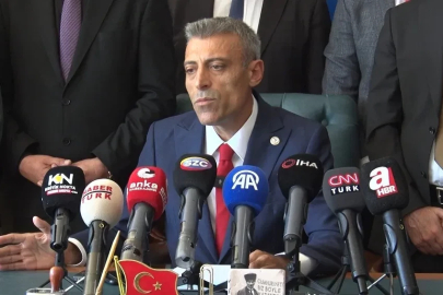 Yenilik Partisi’nden YENİ Parti’ye isim krizi için 3 Ekim’e kadar süre
