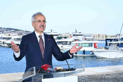 İlk yerli tarama gemisi suya indi
