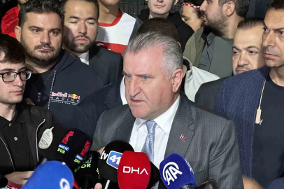 Gençlik ve Spor Bakanı Bak, Türkiye-Fransa maçını değerlendirdi
