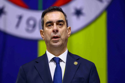 Şekip Mosturoğlu: "Her yıl tekrarlanan seçimlerle kalıcı bir istikrar sağlamak mümkün değildir"

