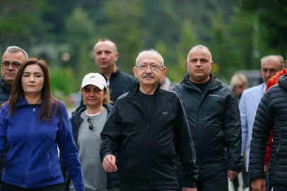 Kılıçdaroğlu, Abant Gölü çevresinde yürüyüş yaptı
