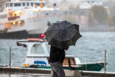 İstanbul için kuvvetli yağış ve fırtına uyarısı
