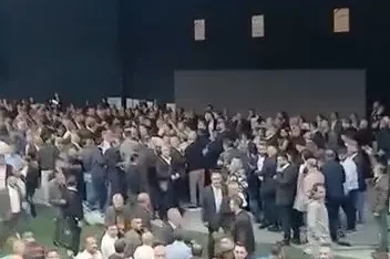Yeni Parti Esenyurt İlçe Kongresinde gerginlik: Seçim iptal edildi
