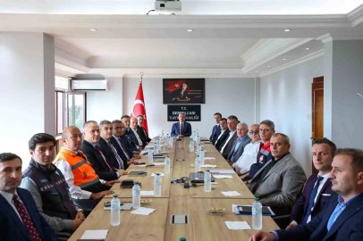 Rize’nin ilçelerinde afetin yaraları sarılıyor
