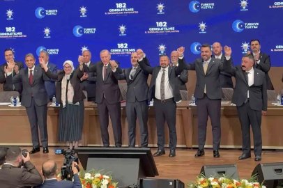 Marmara Adalar Belediye Başkanı Dinçer, AK Parti’ye katıldı
