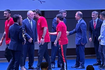Cumhurbaşkanı Yardımcısı Yılmaz: "Bugün ülkemizde toplam 5 bin 555 gençlik ve spor tesisi var"

