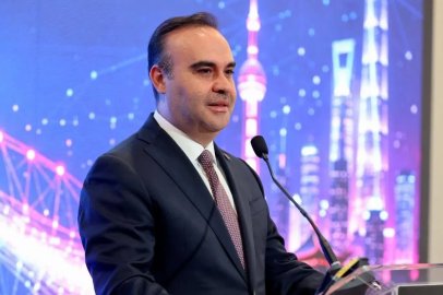 Bakan Kacır: "Türkiye Yüzyılı Kalkınma Hamlesi Programı kapsamında yatırımcılarımız için doğrudan ÖFB düzenlenecek"
