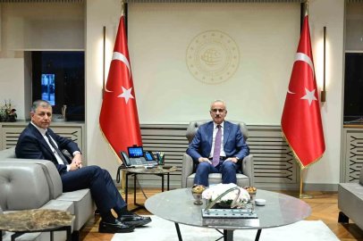 Bakan Uraloğlu, İzmir Büyükşehir Belediye Başkanı Tugay’ı kabul etti
