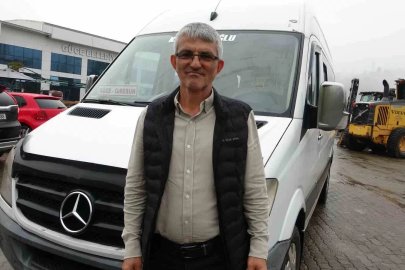 "Tersine" yetenek: Ne konuşsa tersten söylüyor
