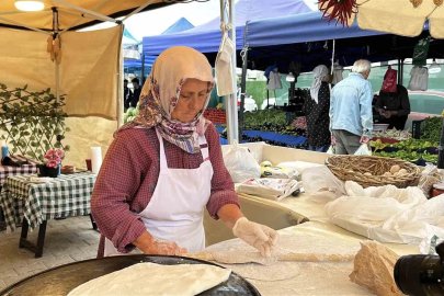 Ölen eşinin borcu yüzünden hapse girdi, yırtık terlikle çalıştı ama pes etmedi
