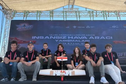 Gençlik merkezinde eğitim alan gençler TEKNOFEST’te Türkiye şampiyonu oldu
