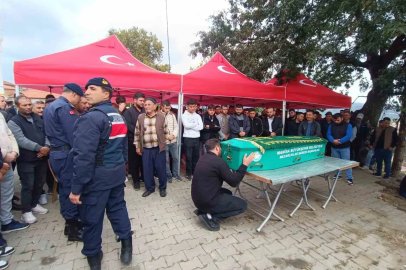 Soma’da madendeki göçükte hayatını kaybeden Ramazan İnce son yolculuğuna uğurlandı
