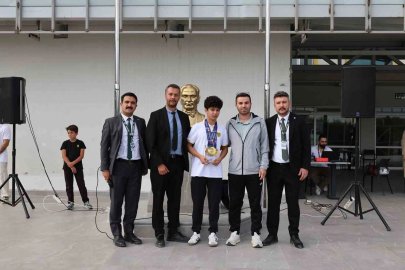 MTK öğrencisi Yalçınkaya’dan, Avrupa’da 4 altın madalya
