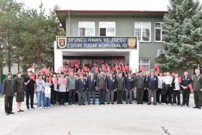 Erzincan Fen Lisesi öğrencileri Mehmetçiklerle bir araya geldi
