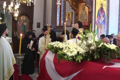Hayatını kaybeden Prof. Dr. İoanna Kuçuradi son yolculuğuna uğurlandı.
