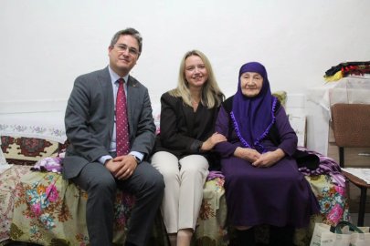 Kemaliye’de Yaşlılar Haftası kapsamında hane ziyaretleri gerçekleştirildi