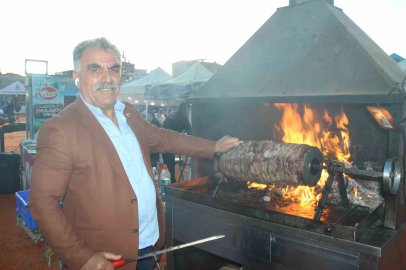 İzmir’de Erzurum rüzgârı: Lezzet yıldızı cağ kebabı
