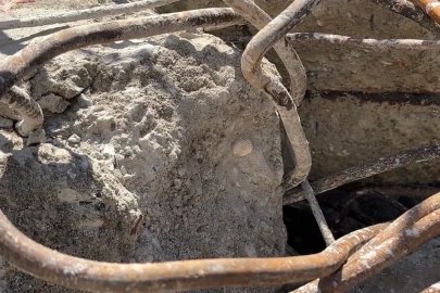 Maltepe’de çöken binanın beton örneklerinde deniz kabuğu görüldü
