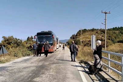 Kastamonu’da heyelan nedeniyle 14 aydır ulaşıma kapalı olan yol için vatandaşlardan tepki
