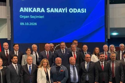 TOBB Başkanı Hisarcıklıoğlu ASO seçimleri için oyunu kullandı
