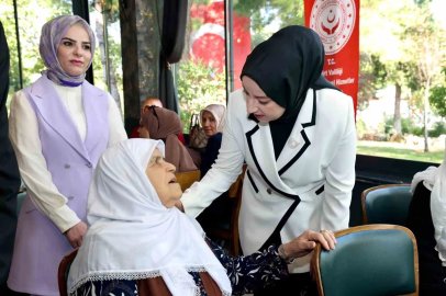 Vali Kızılkaya, şehitlerin anneleri, eşleri ve çocuklarını ağırladı
