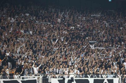 Beşiktaş’tan Trabzonspor’un deplasman yasağı kaldırılsın paylaşımına destek
