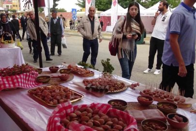 Batman’da lezzet şöleni: Bağ Bozumu ve Gastronomi Festivali kapılarını açtı
