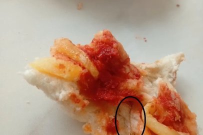 Oğlunun yediği ekmeğin içinden çatal iğne çıkan baba şikayetçi oldu
