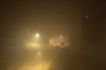 Yüksekova’da yoğun sis: Görüş mesafesi 10 metreye düştü
